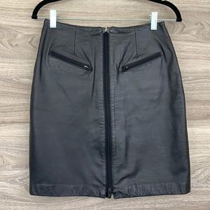 Black leather zipper front pockets pencil
skirt
